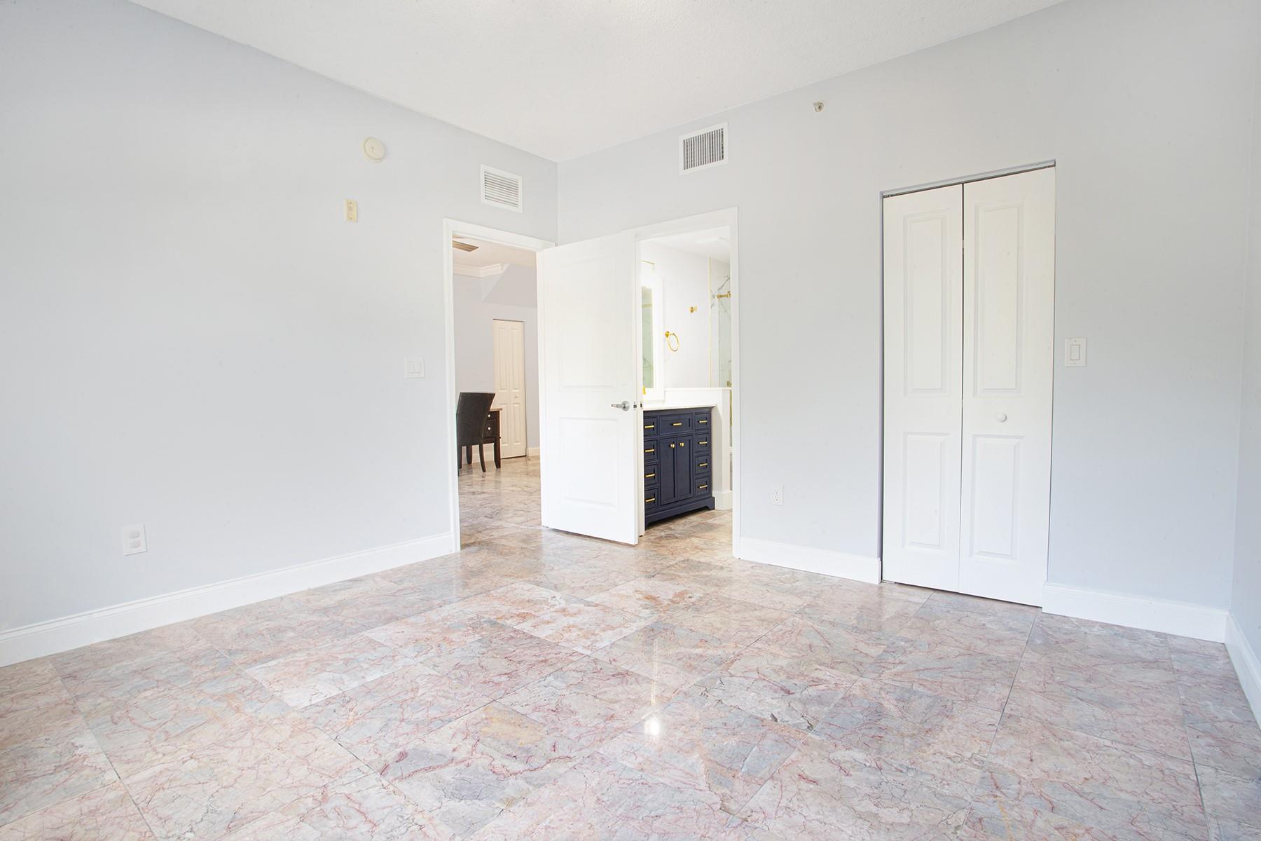 poinciana - Residential