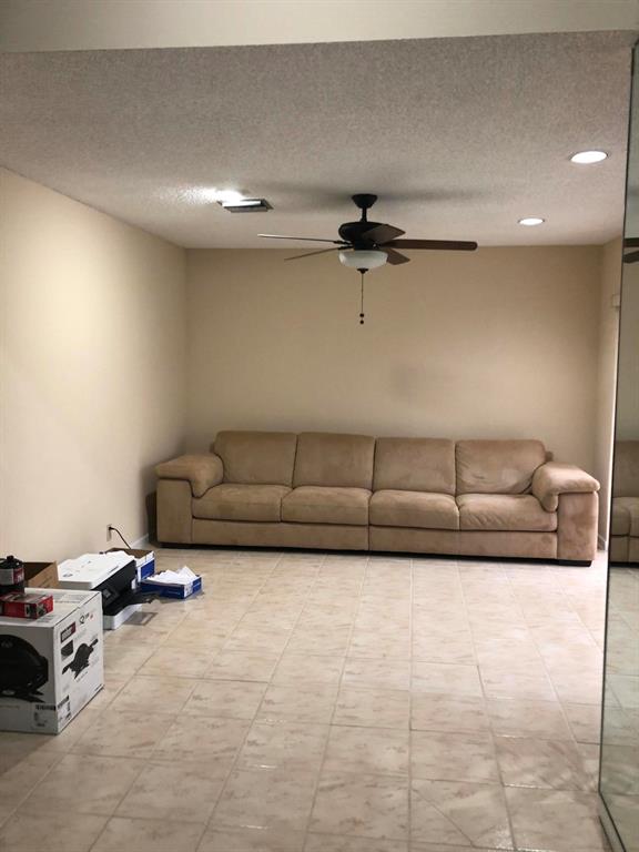 FOUNTAINS SOUTH CONDO 2 - Residential