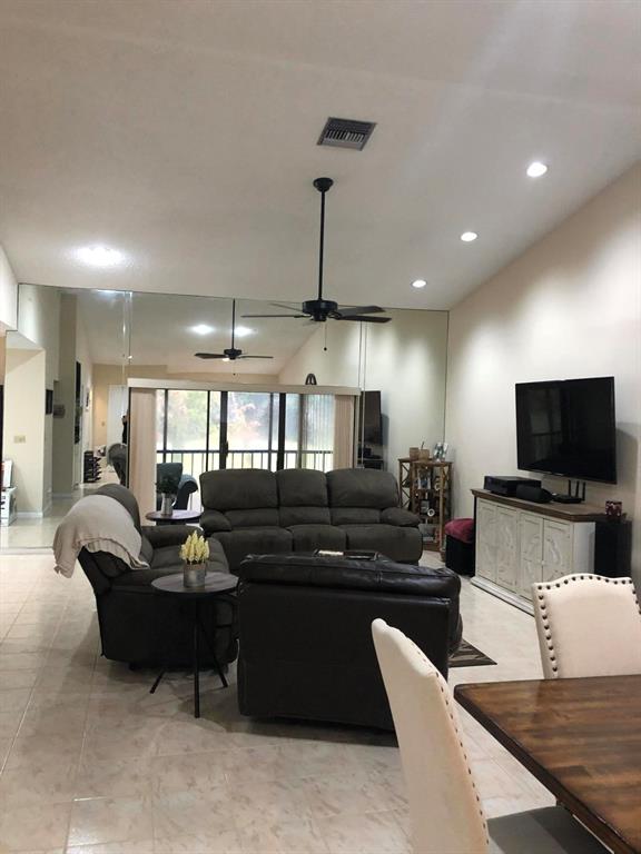 FOUNTAINS SOUTH CONDO 2 - Residential