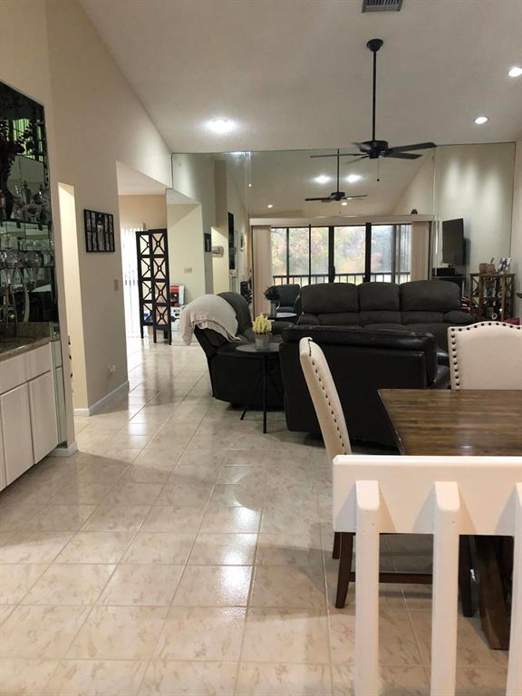 FOUNTAINS SOUTH CONDO 2 - Residential