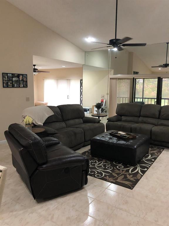 FOUNTAINS SOUTH CONDO 2 - Residential