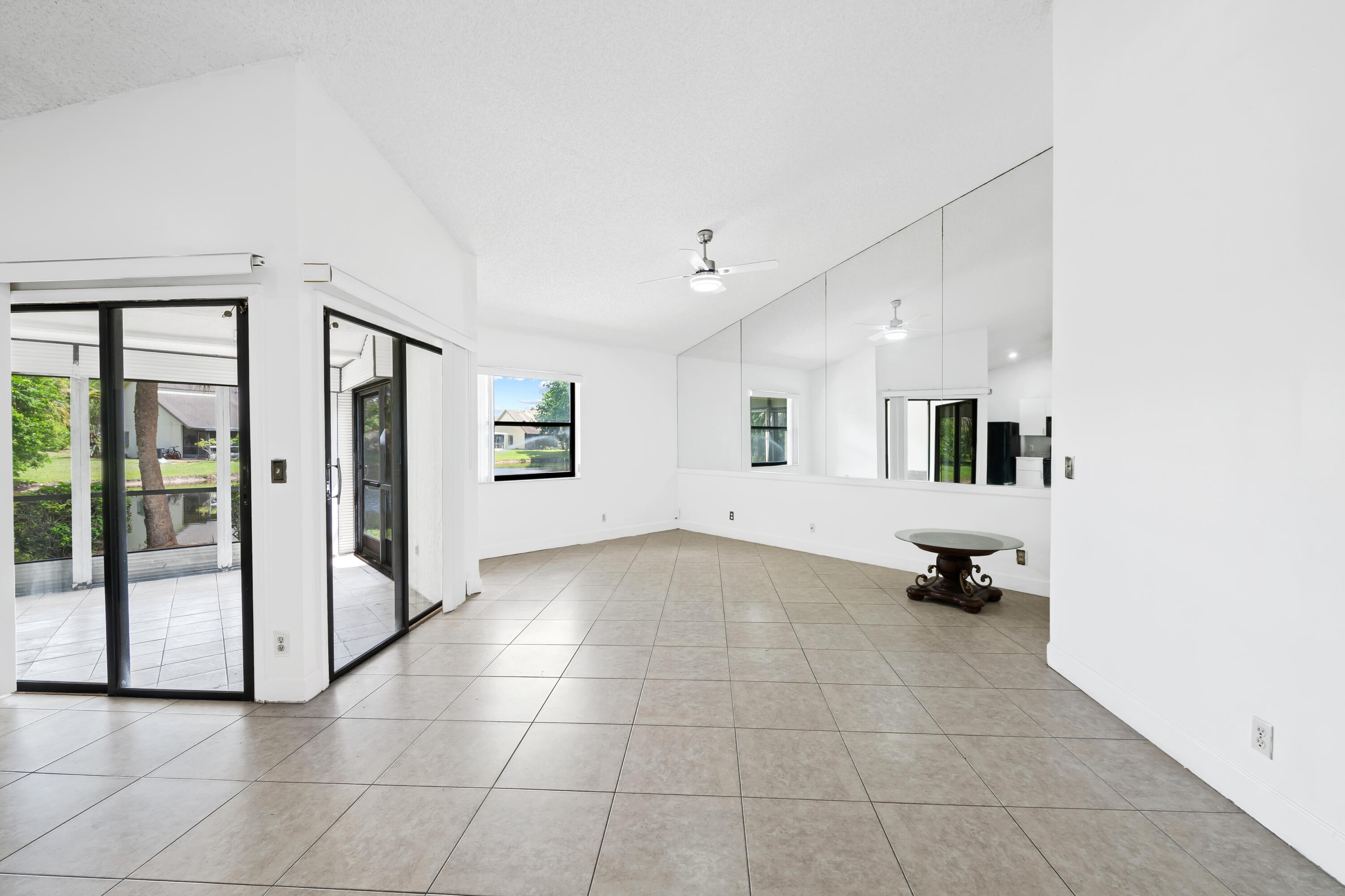 BOCA RIDGE PARK CONDO - Residential Lease