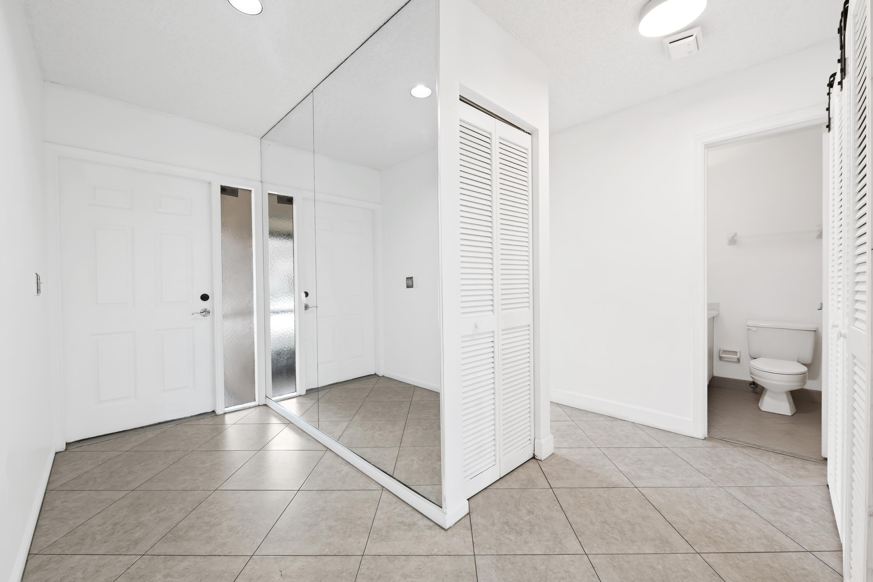 BOCA RIDGE PARK CONDO - Residential Lease