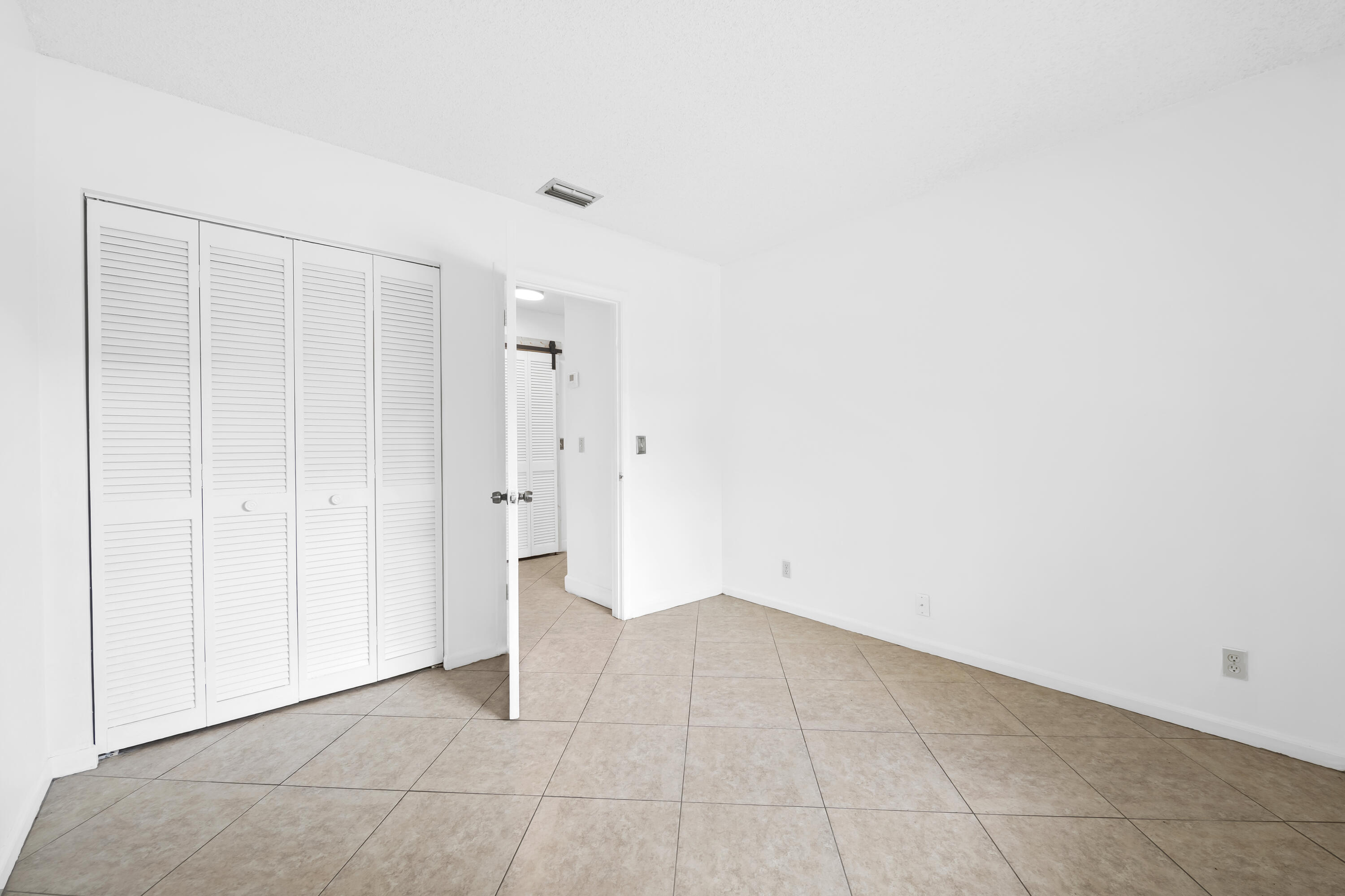 BOCA RIDGE PARK CONDO - Residential Lease