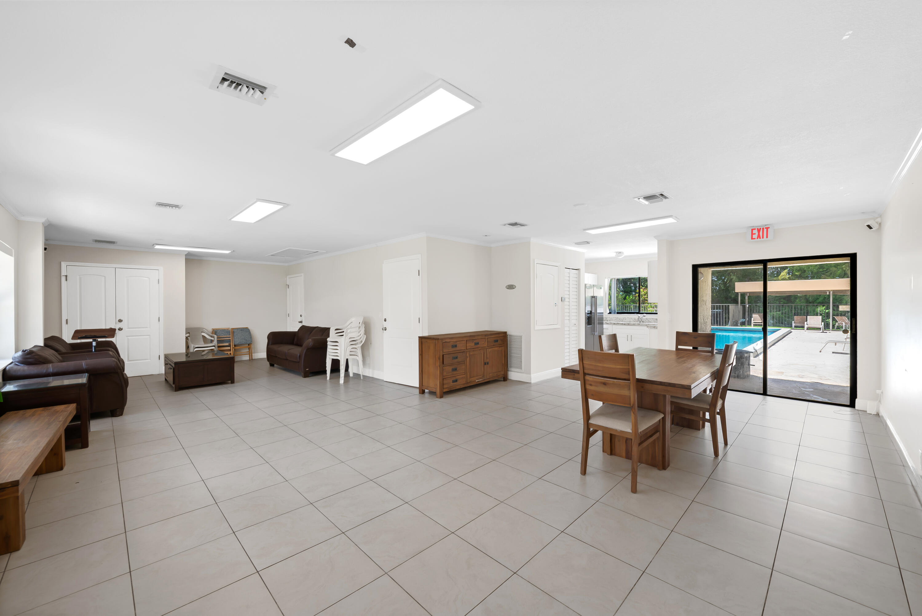 BOCA RIDGE PARK CONDO - Residential Lease
