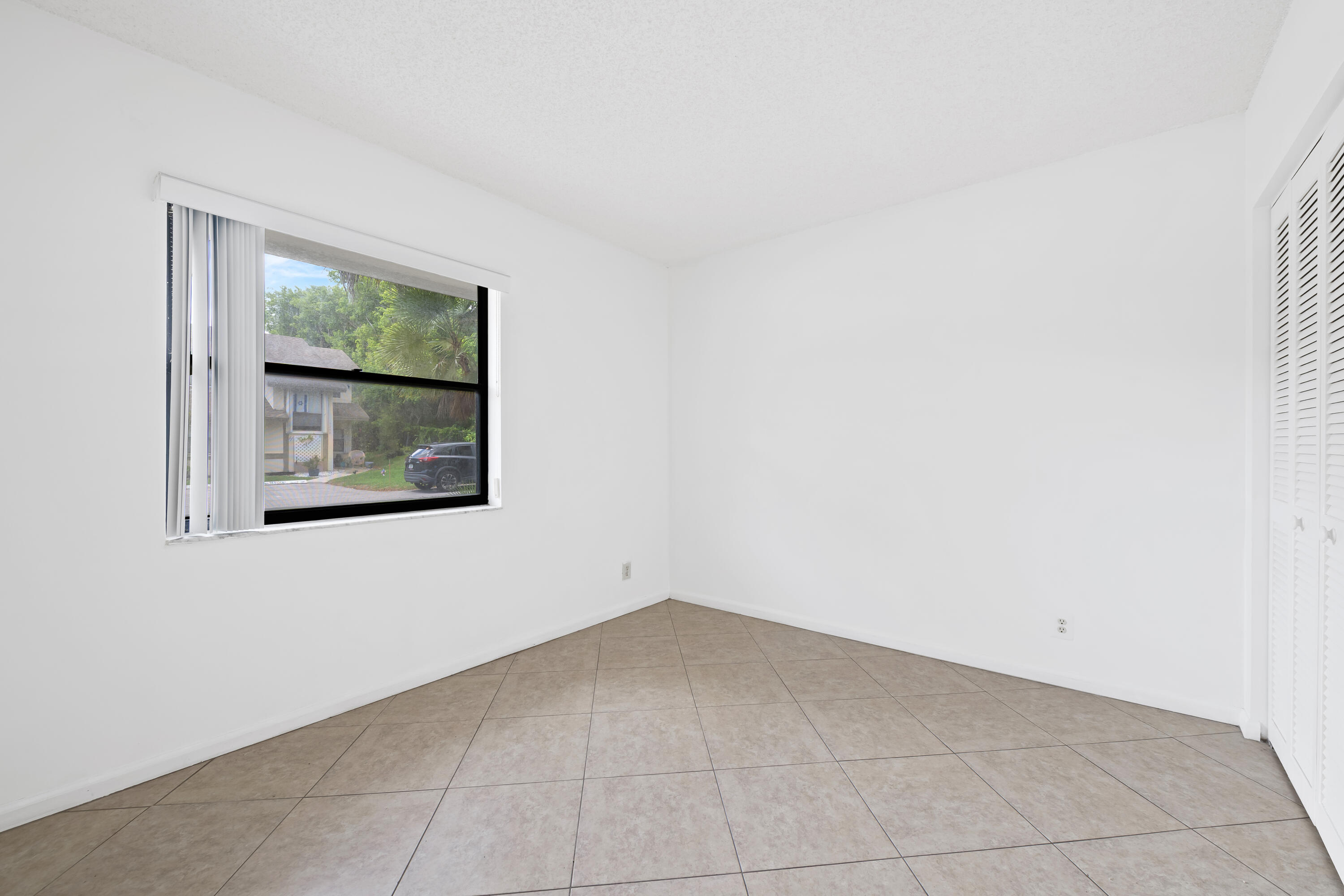 BOCA RIDGE PARK CONDO - Residential Lease