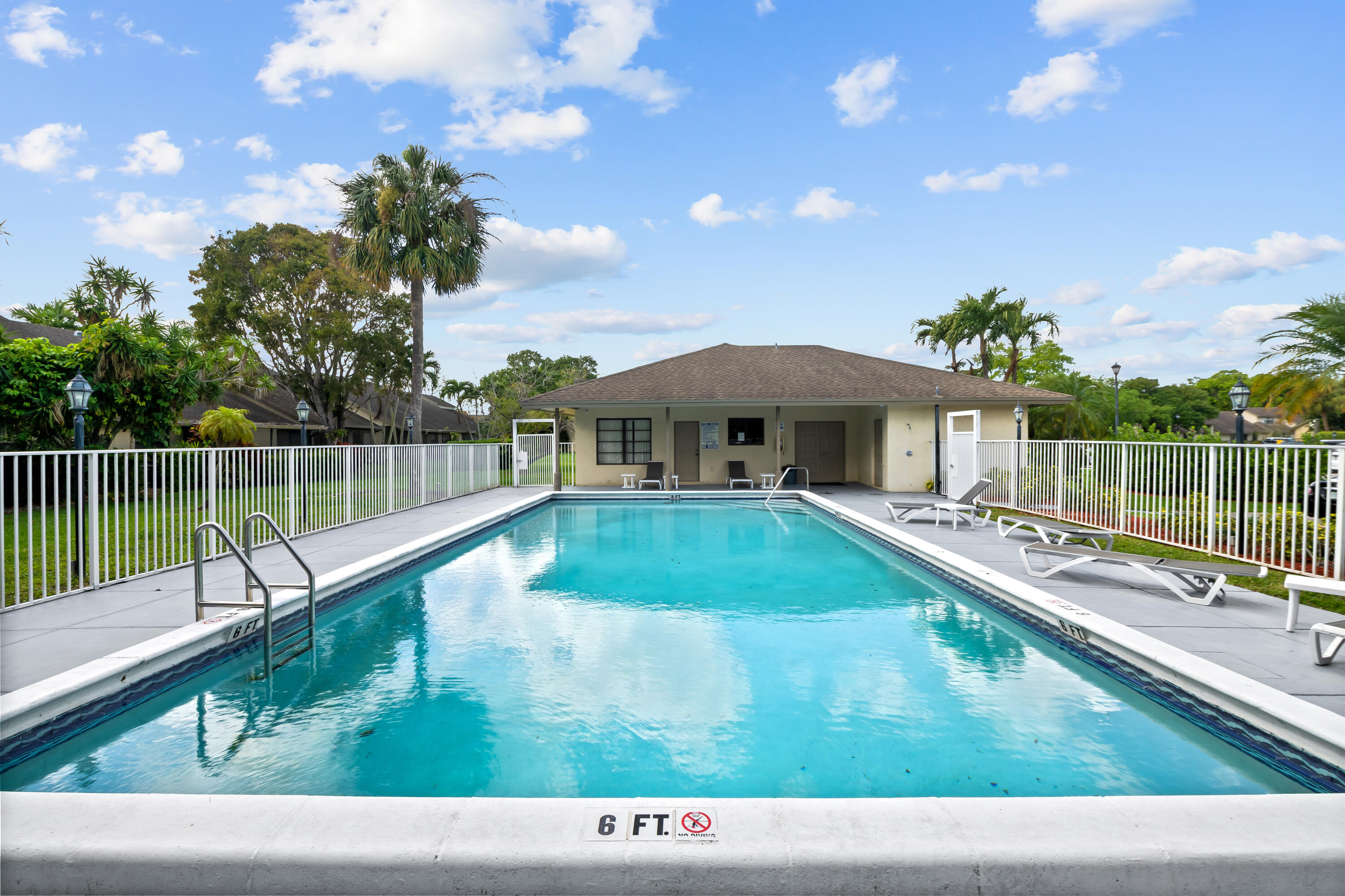 BOCA RIDGE PARK CONDO - Residential Lease