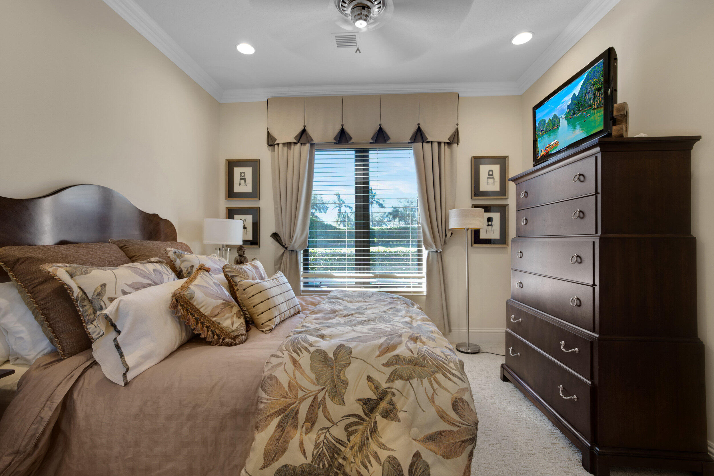 The Oaks - Residential