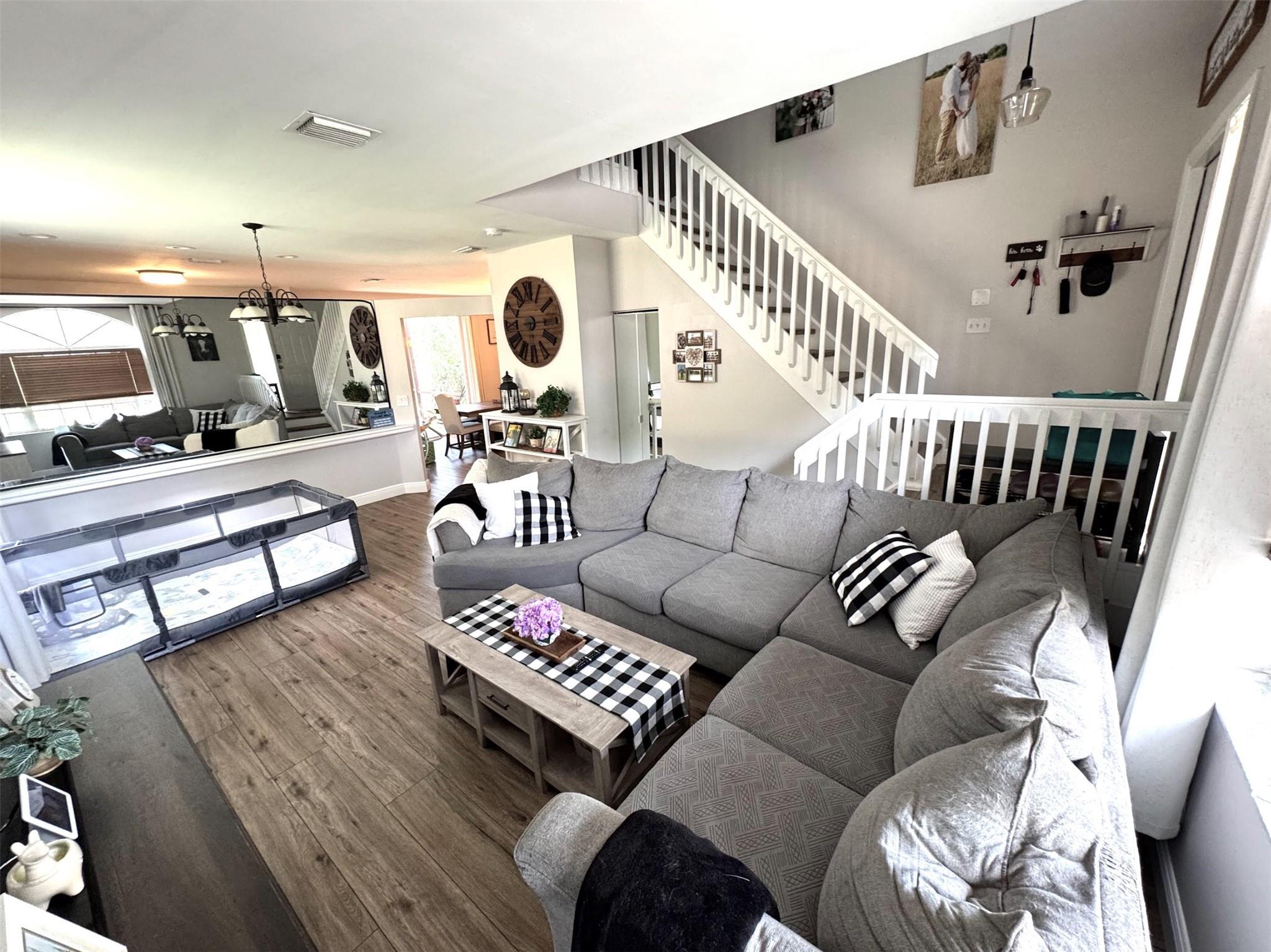 435 NW 87th Ter