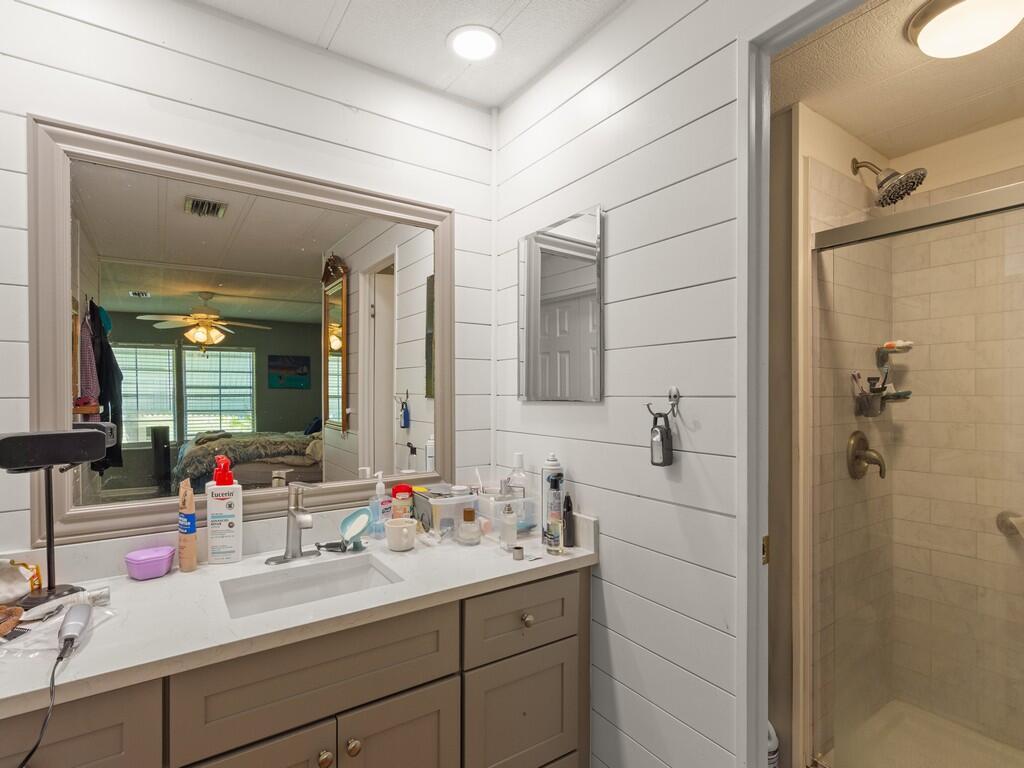 Pinelake Village - Residential