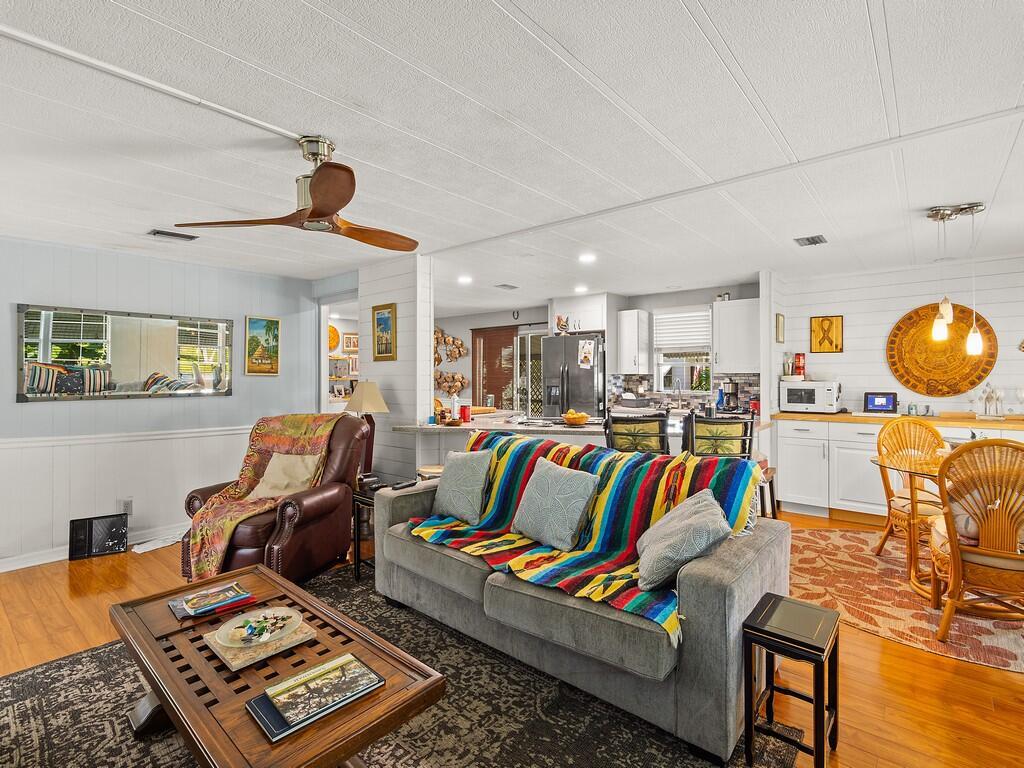 Pinelake Village - Residential