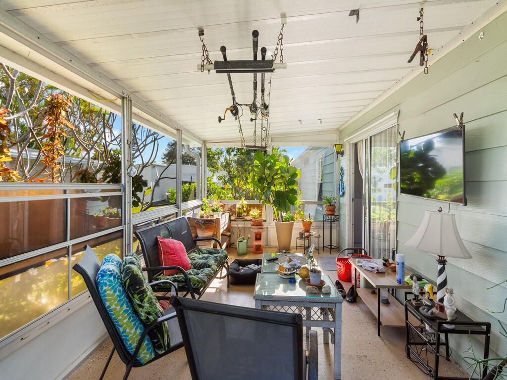 Pinelake Village - Residential