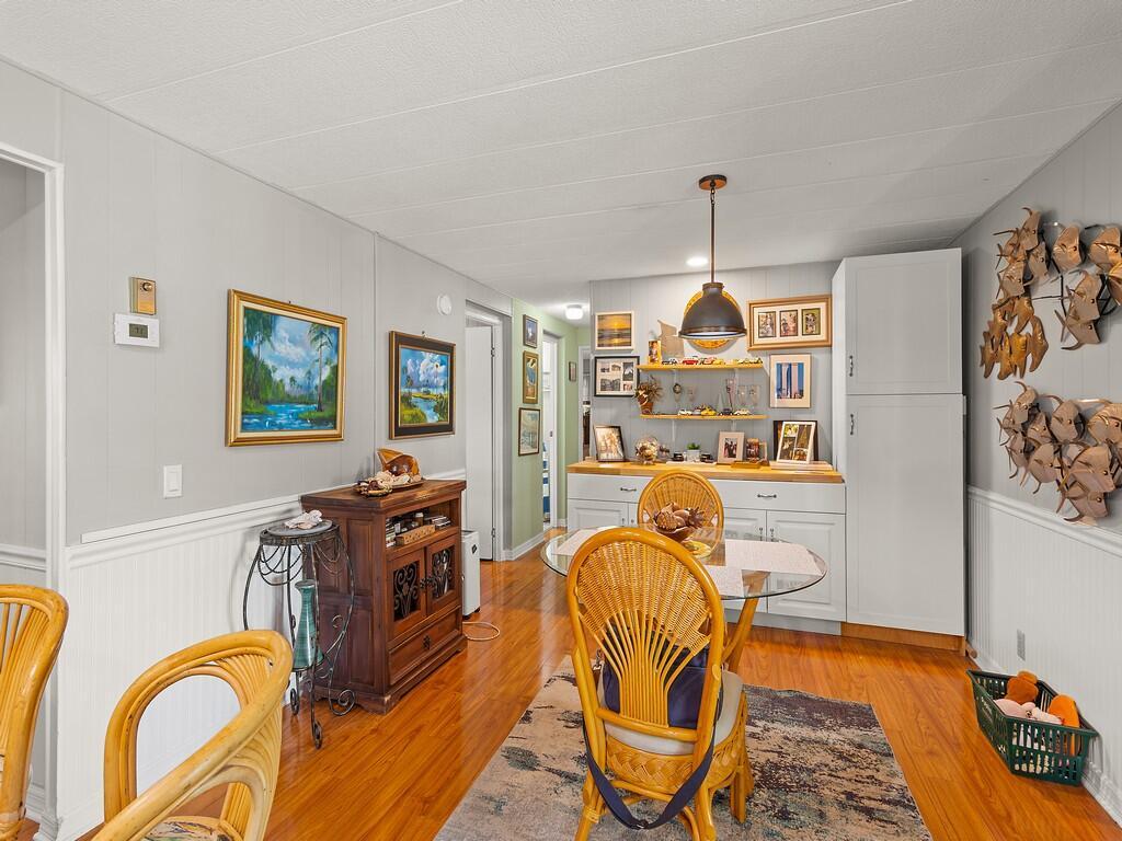 Pinelake Village - Residential