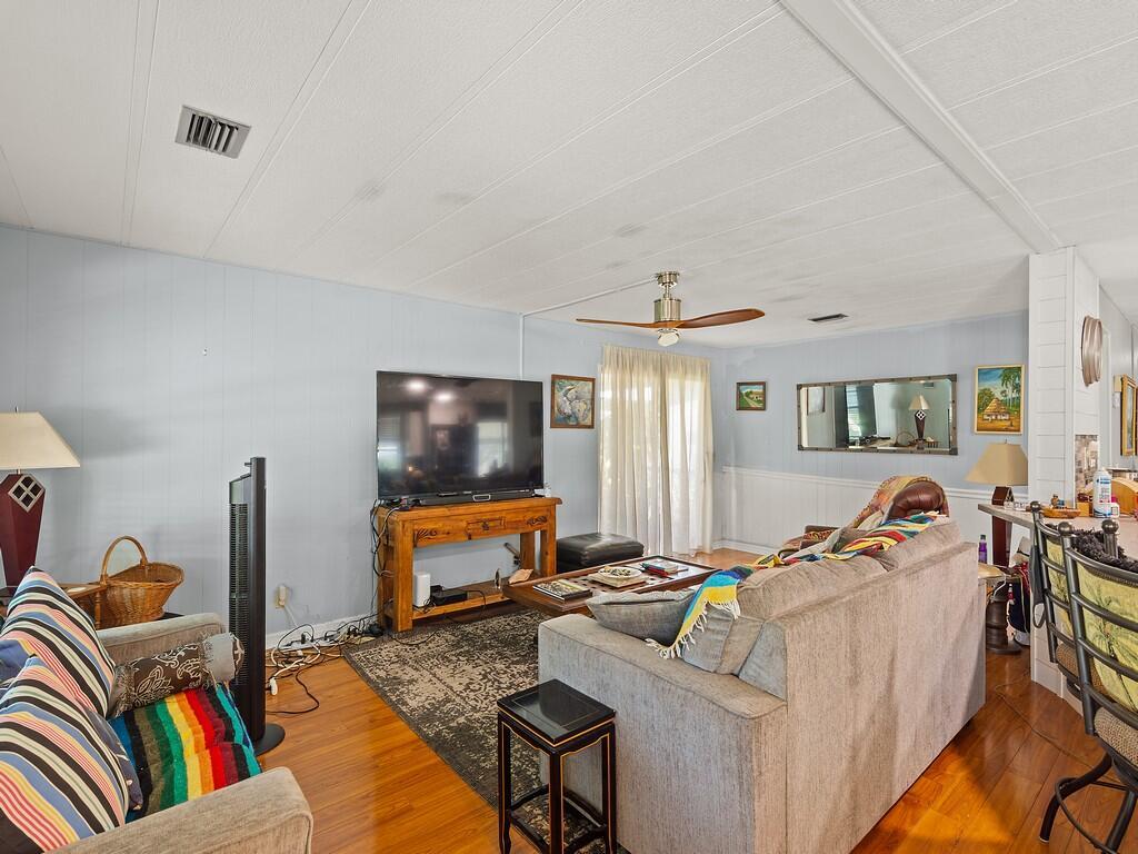 Pinelake Village - Residential