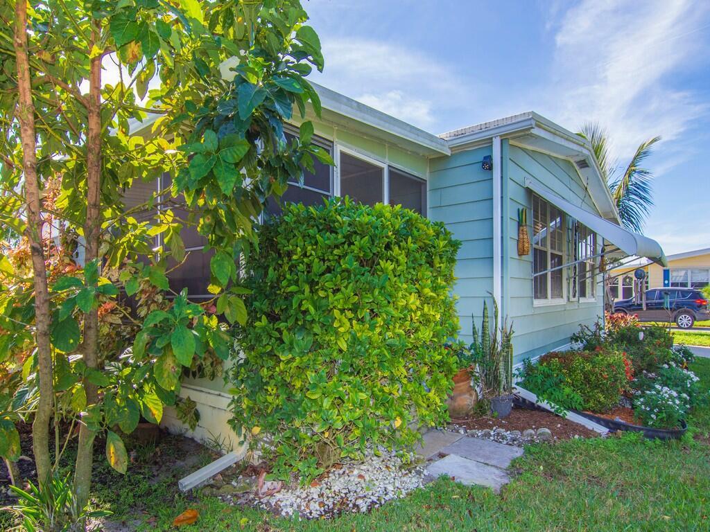 Pinelake Village - Residential