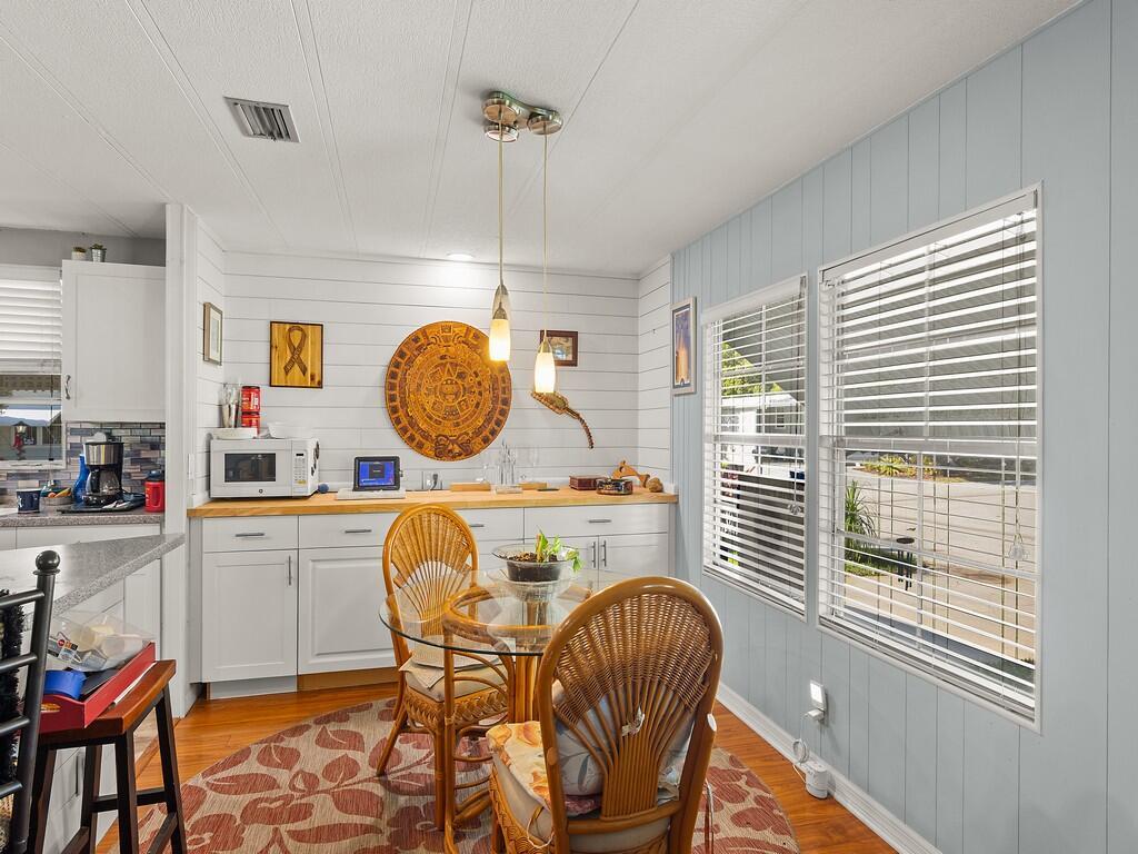 Pinelake Village - Residential