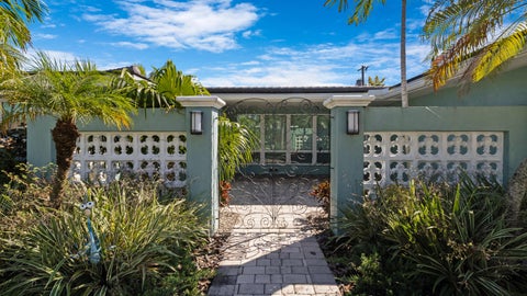 Tiny photo for 5830 NE 21ST Avenue, Fort Lauderdale, FL 33308 (MLS # B26089235)