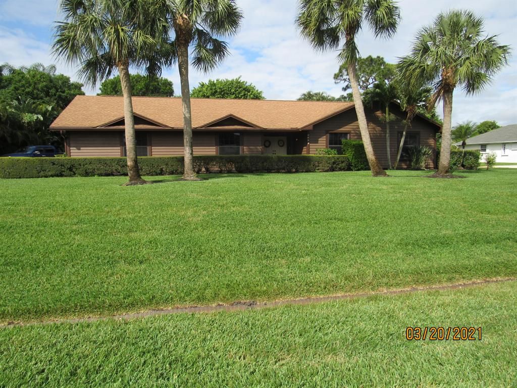 Photo of 2692 SE Emmett Road, Port Saint Lucie, FL 34952 (MLS # R10701547)