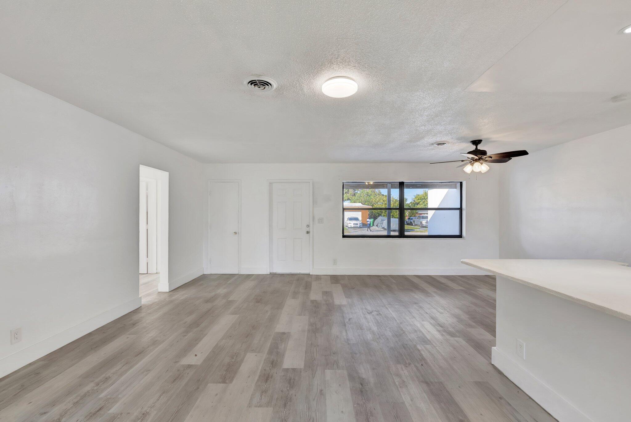 SUNRISE GOLF VILLAGE - Residential Lease