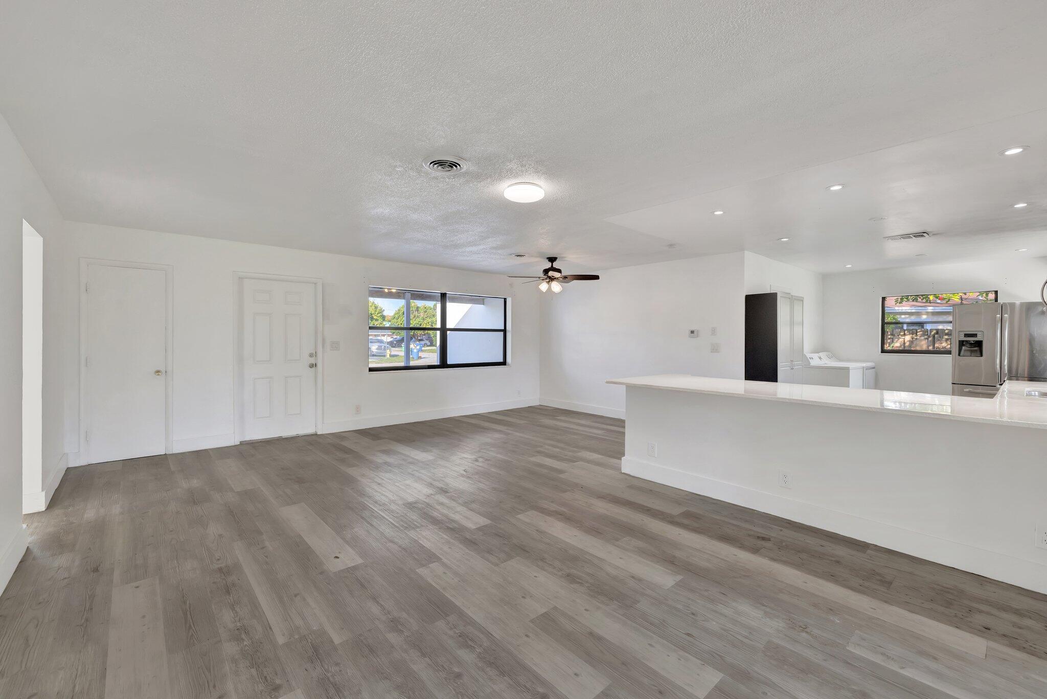 SUNRISE GOLF VILLAGE - Residential Lease