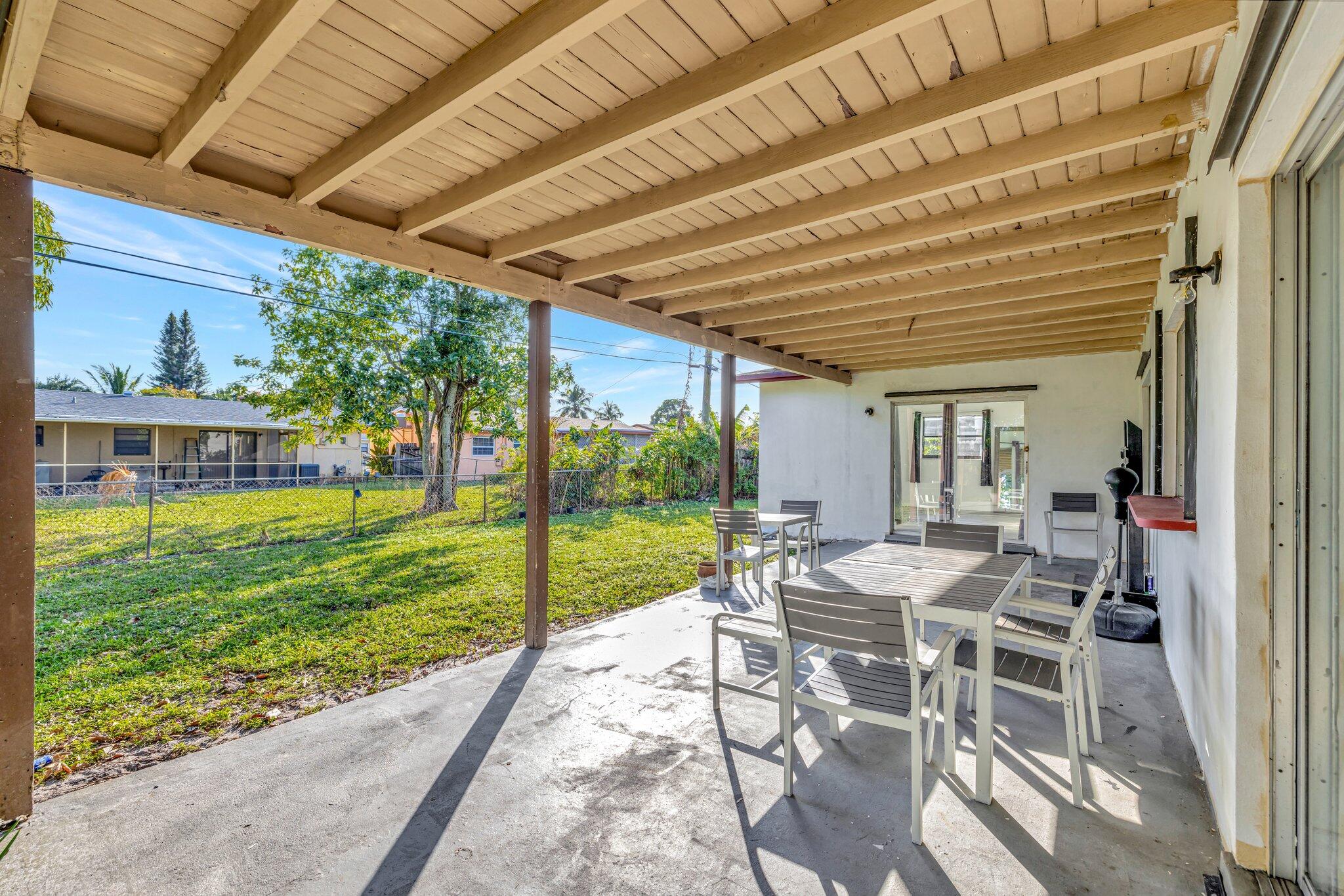 SUNRISE GOLF VILLAGE - Residential Lease