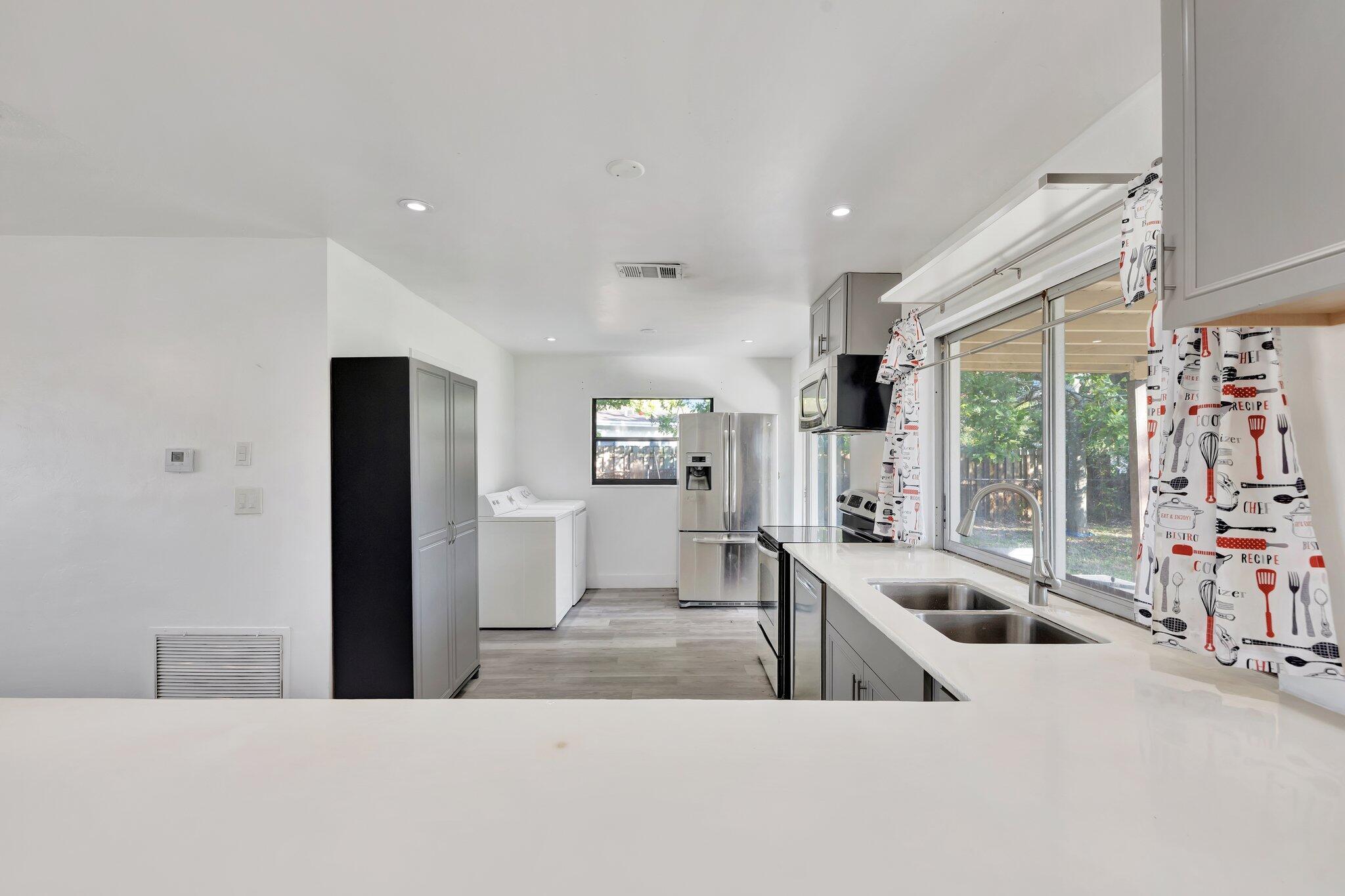 SUNRISE GOLF VILLAGE - Residential Lease