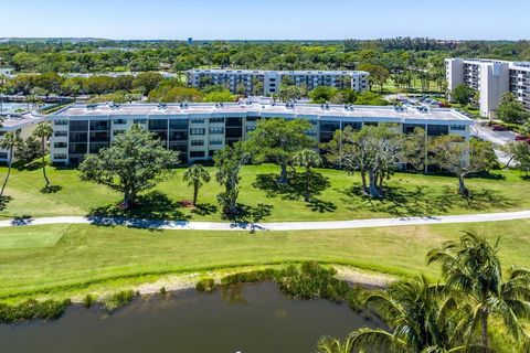 A home in Deerfield Beach