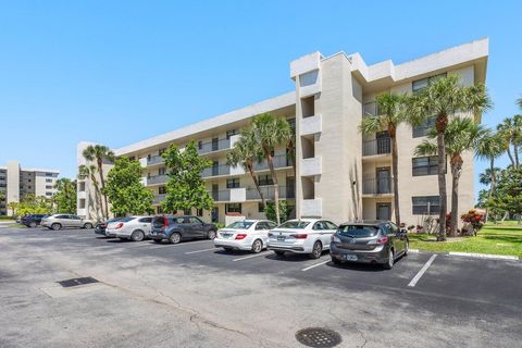 A home in Deerfield Beach