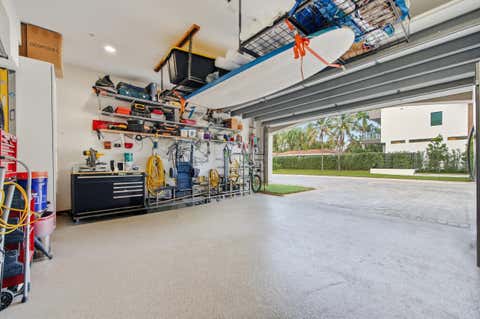 Tiny photo for 2601 NE 32nd Avenue, Fort Lauderdale, FL 33308 (MLS # B26048866)