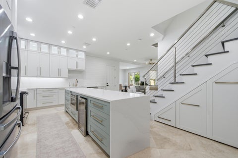 Tiny photo for 2601 NE 32nd Avenue, Fort Lauderdale, FL 33308 (MLS # B26048866)
