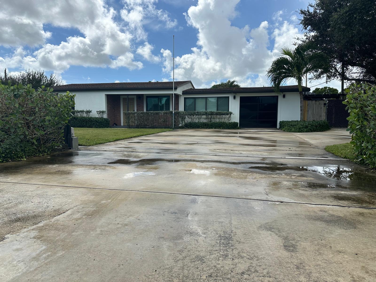 MEADOW PARK - Residential Lease