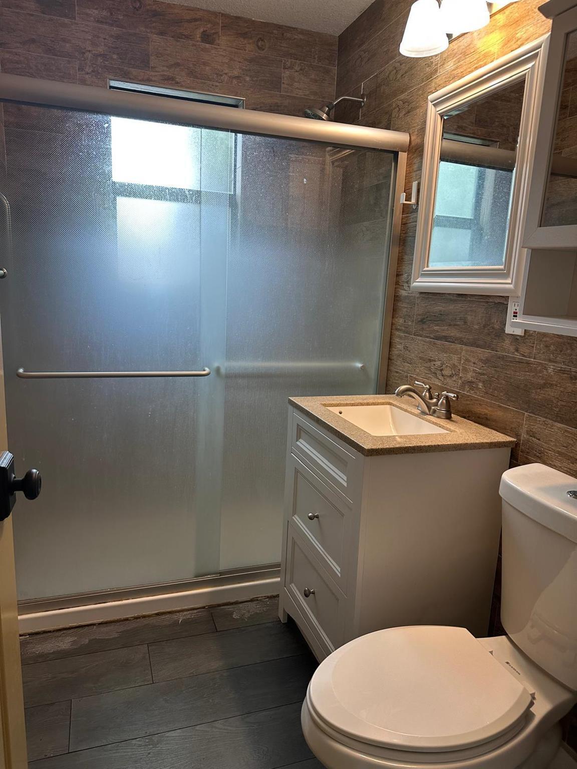 MEADOW PARK - Residential Lease