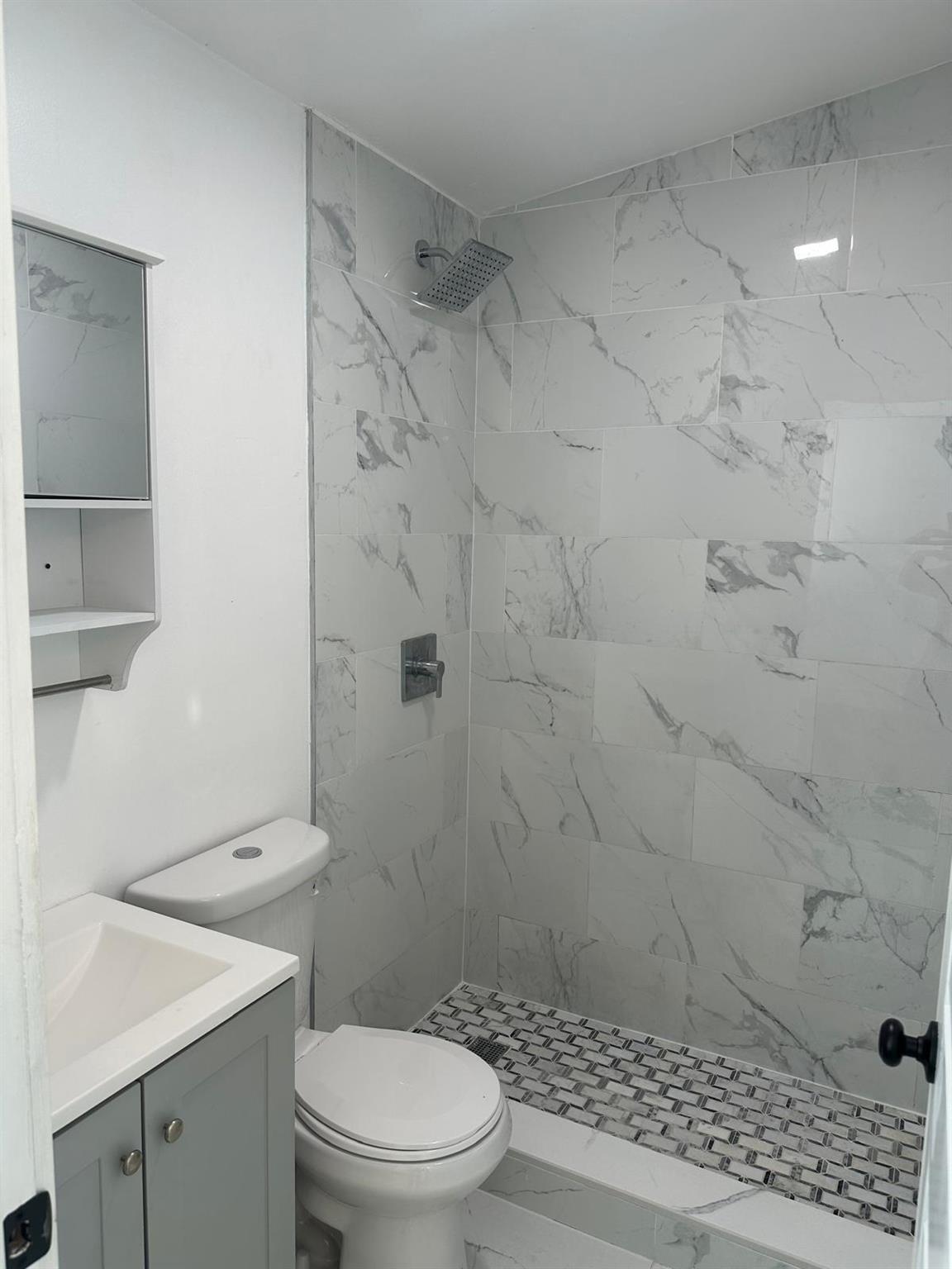 MEADOW PARK - Residential Lease