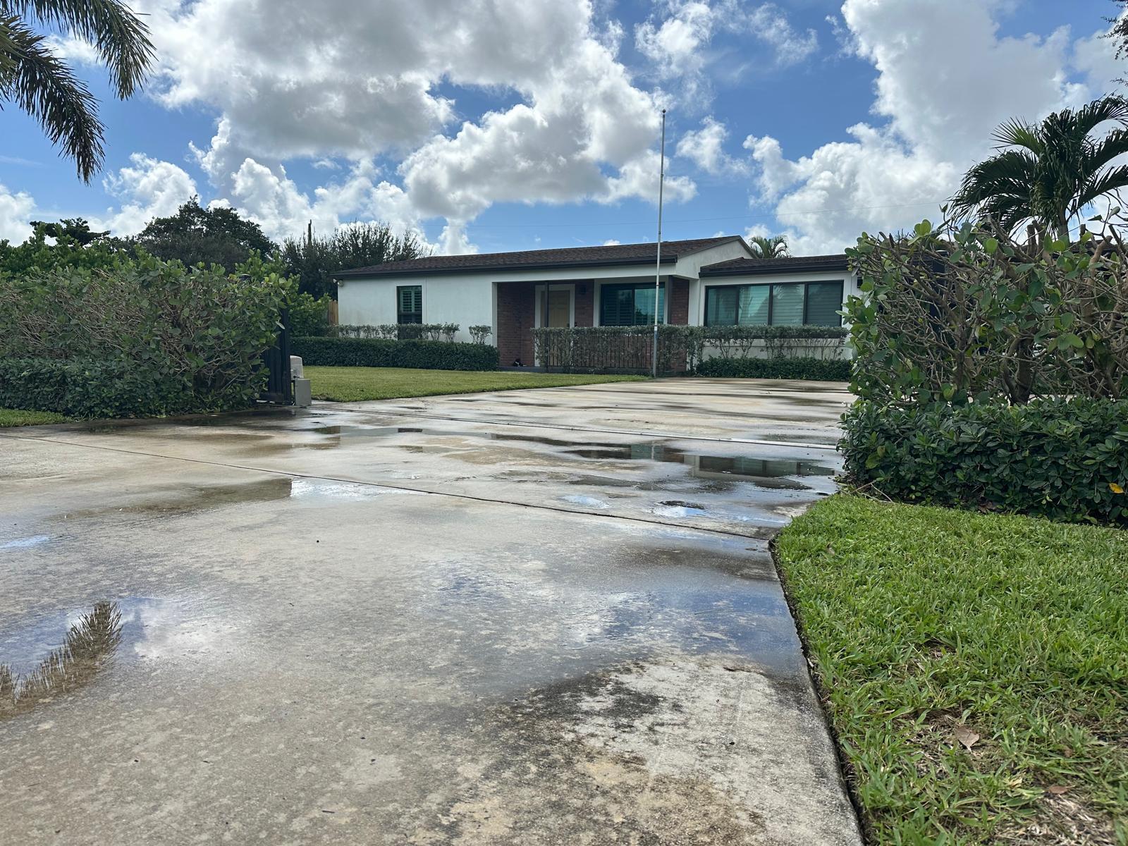 MEADOW PARK - Residential Lease