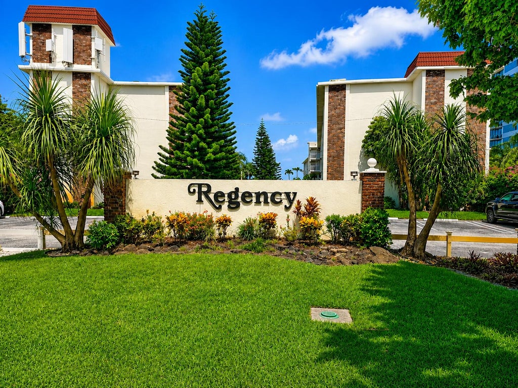 Photo of 4500 N Flagler Drive #A1, West Palm Beach, FL 33407 (MLS # B26036362)