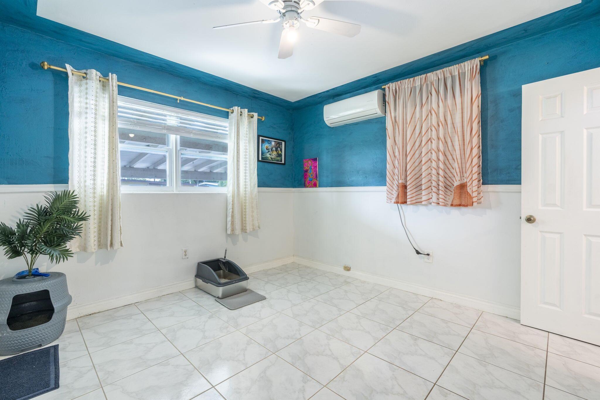 LAKE OSBORNE HILLS - Residential Lease