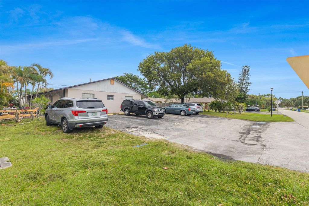 Photo of 151 7th Street, Jupiter, FL 33458 (MLS # F10490000)