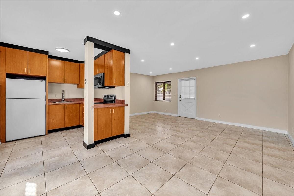 JEFFERSON APTS CO-OP - Residential