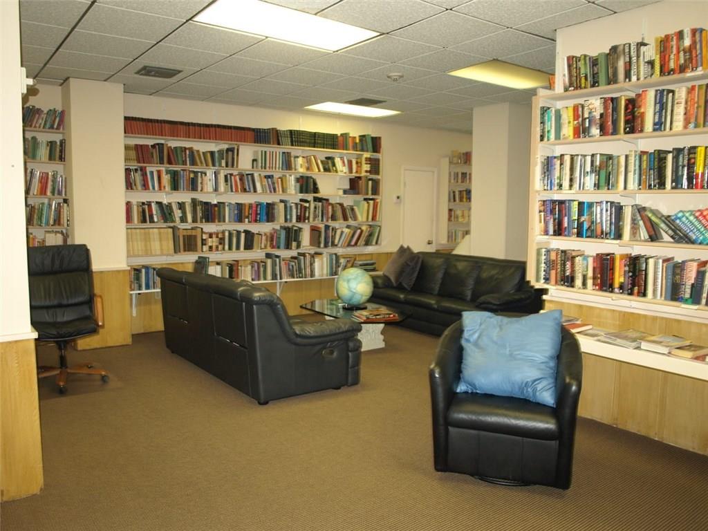 Renaissance I - Residential Lease