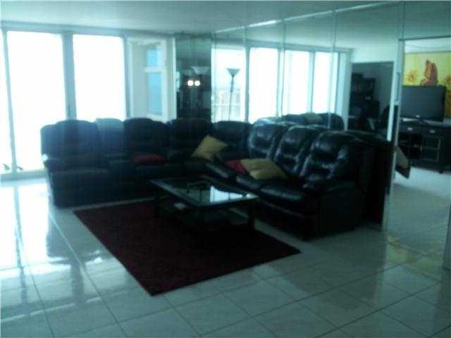 Renaissance I - Residential Lease