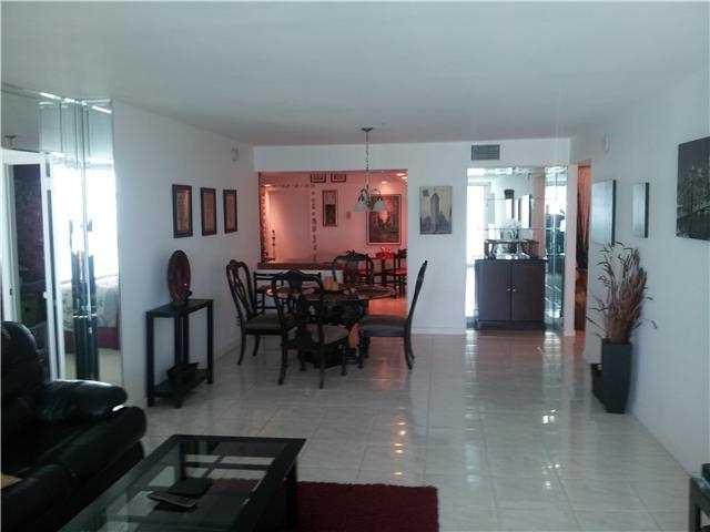 Renaissance I - Residential Lease