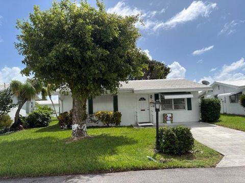 LOW HOA FEE SINGLE FAMILY HOMES FOR SALE IN PALM BEACH COUNTY FLORIDA 1104 N Leisure Lane S Boynton Beach FL 33426