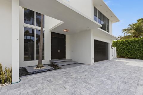 Tiny photo for 284 NE 7th Street, Boca Raton, FL 33432 (MLS # B26044261)