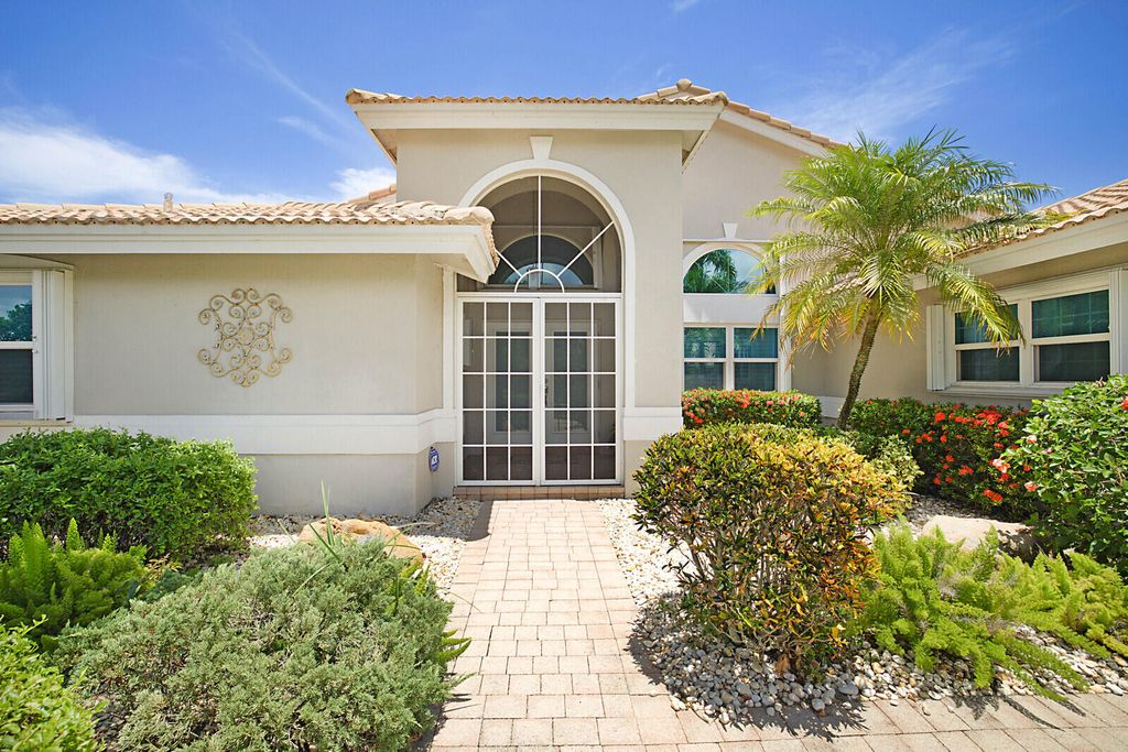 Photo of 7206 E Falls Road, Boynton Beach, FL 33437 (MLS # R11001595)