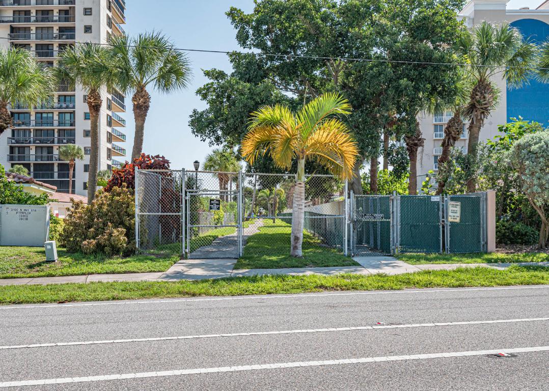 RIVERSIDE AT SANDS CONDOMINIUM - Residential