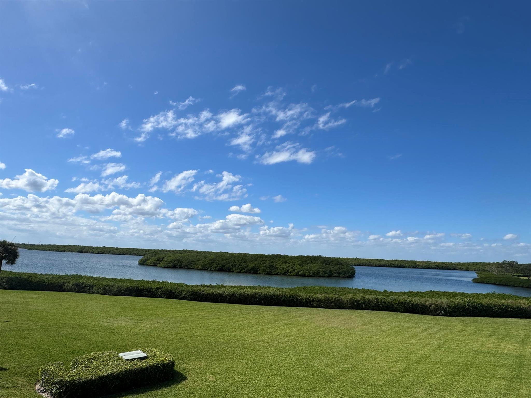 RIVERSIDE AT SANDS CONDOM - Residential