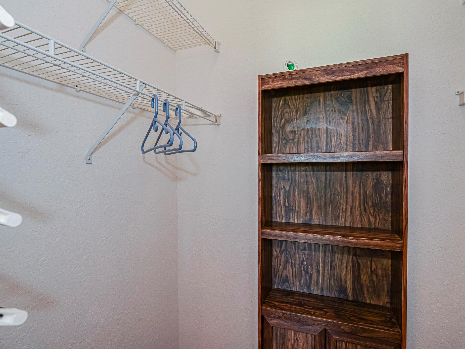 RIVERSIDE AT SANDS CONDOM - Residential