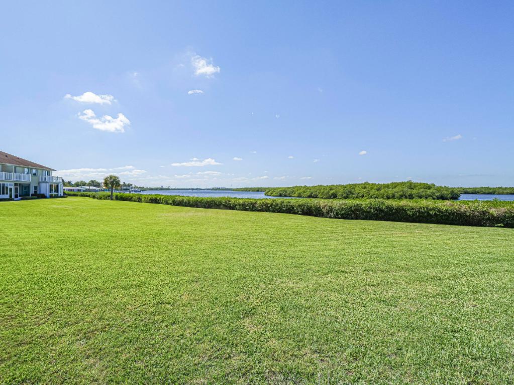 RIVERSIDE AT SANDS CONDOMINIUM - Residential