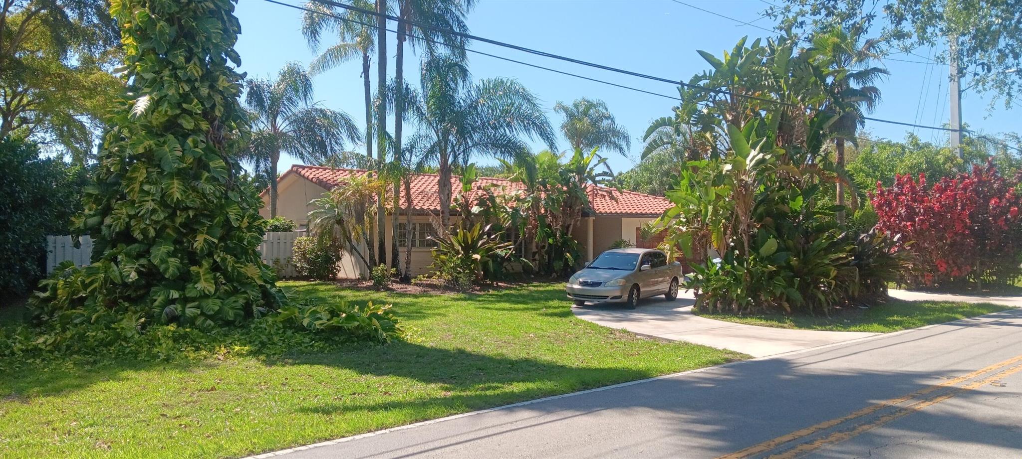 3720 Coral Hills Drive Drive
