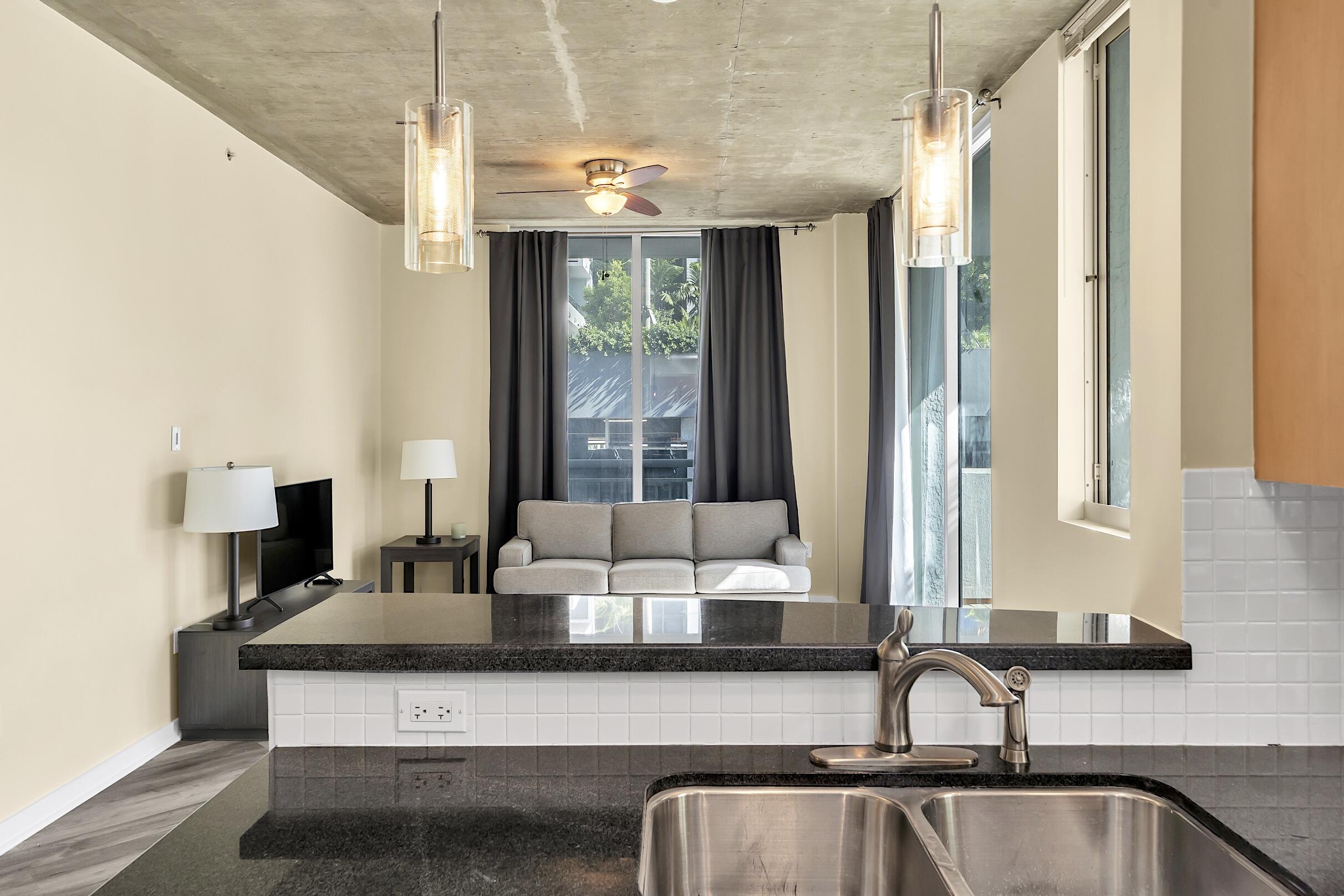 EDGE CONDO - Residential